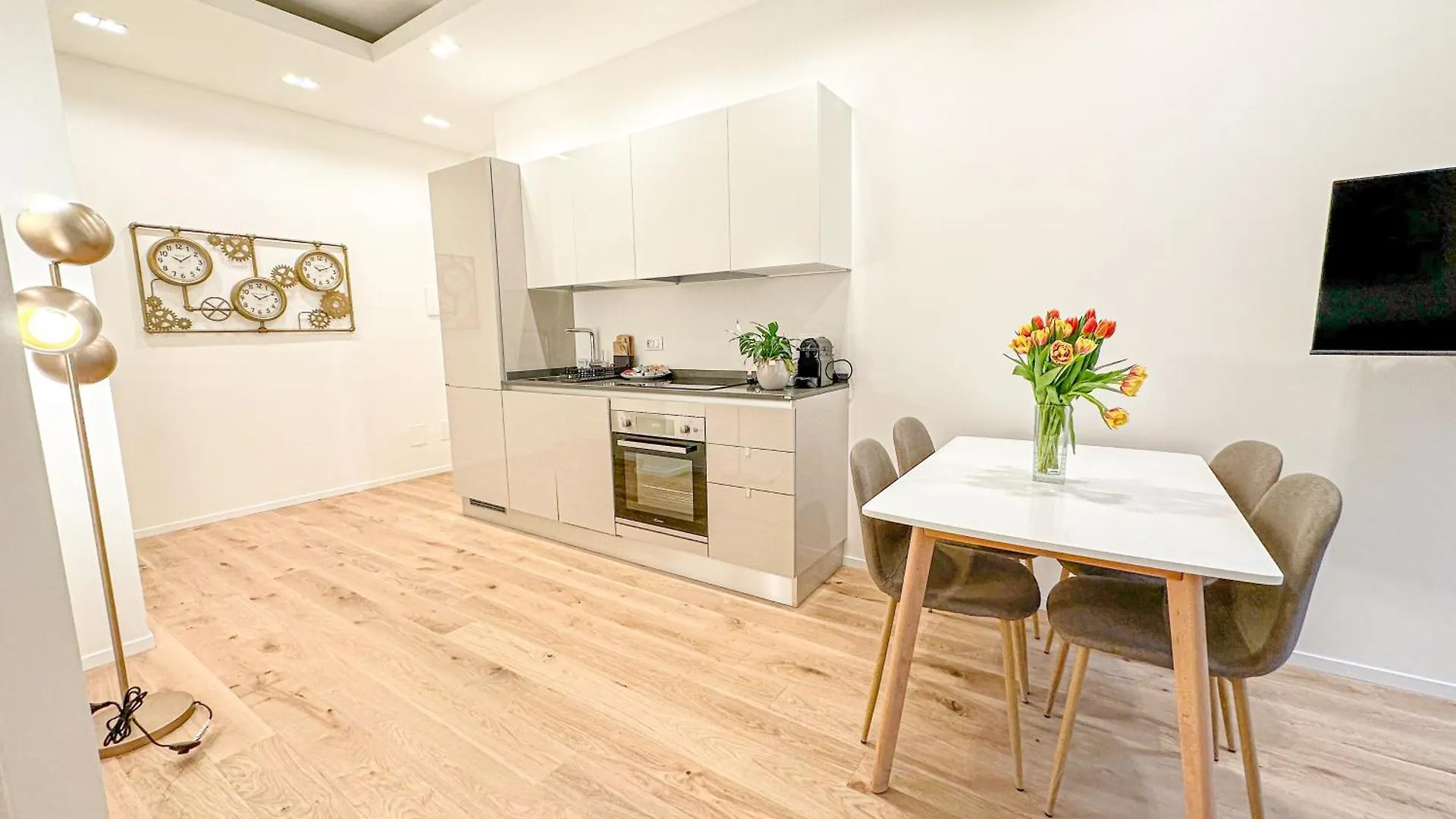 Apartment Banfi Luxury Spa - Sauna & Jacuzzi Milan