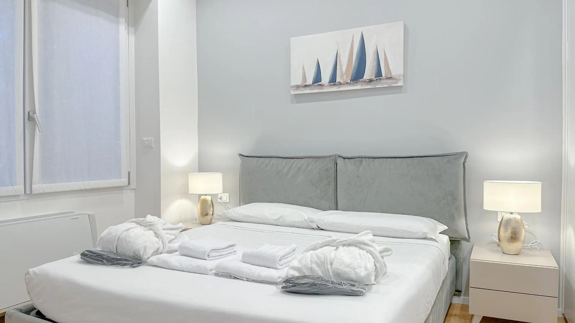 Banfi Luxury Spa - Sauna & Jacuzzi Milan Apartment